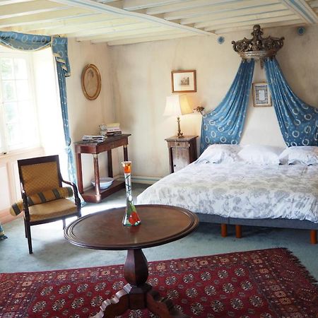 Gentilhommiere De Lurcy Le Bourg Bed & Breakfast Bagian luar foto