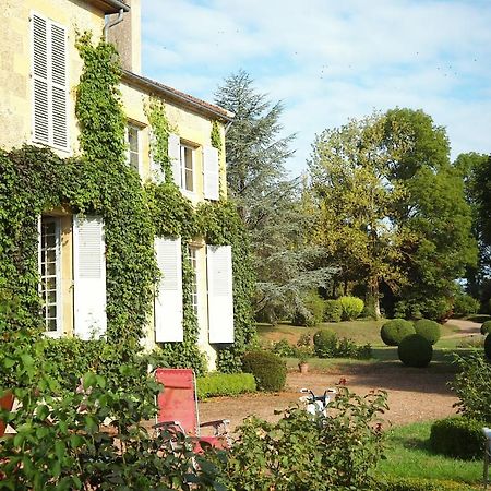 Gentilhommiere De Lurcy Le Bourg Bed & Breakfast Bagian luar foto