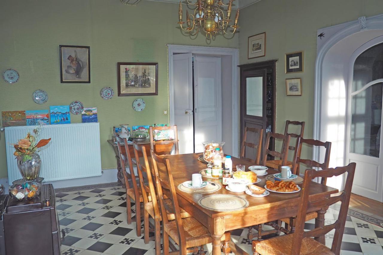 Gentilhommiere De Lurcy Le Bourg Bed & Breakfast Bagian luar foto